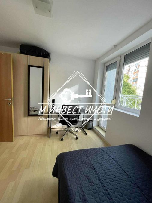 Снимка 330749368