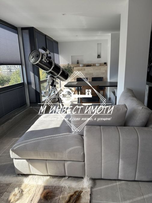 Снимка 330975718