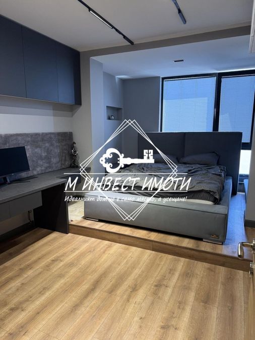 Снимка 330975733