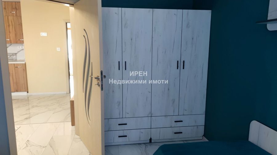 Снимка 331046605