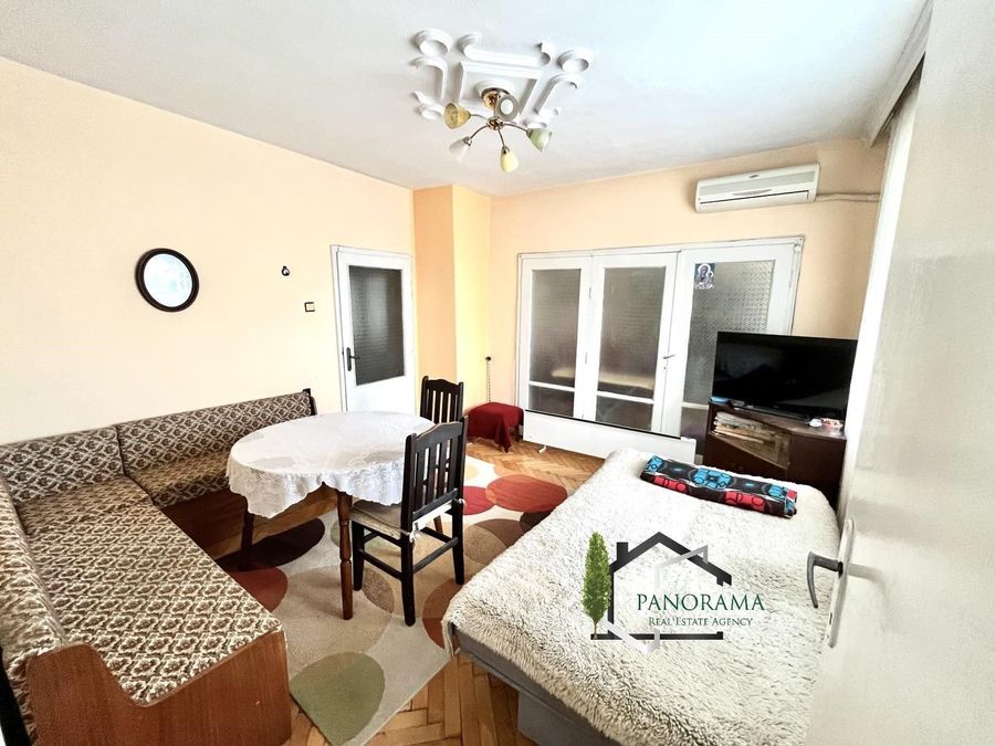 Снимка 331086571