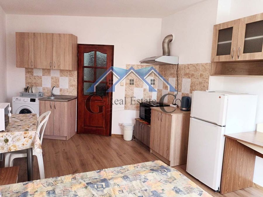 Снимка 331188829