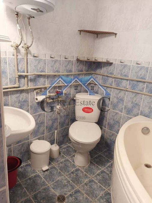 Снимка 331662319