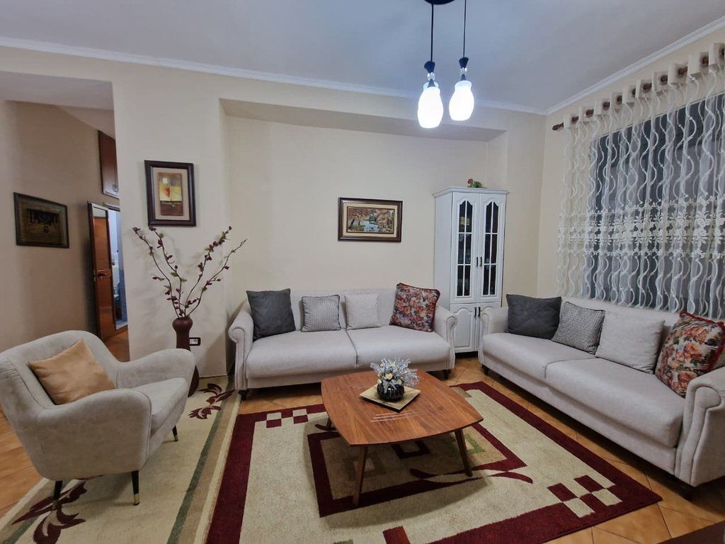 Apartament me qira Taivani