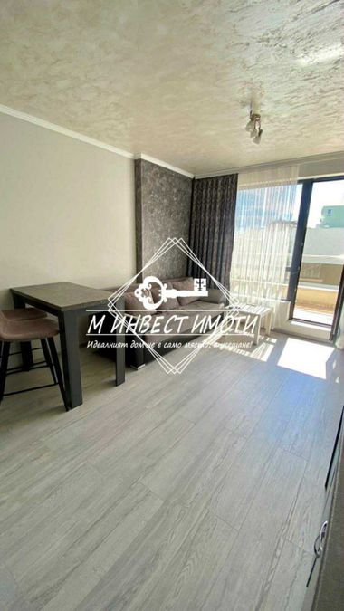 Снимка 331867132