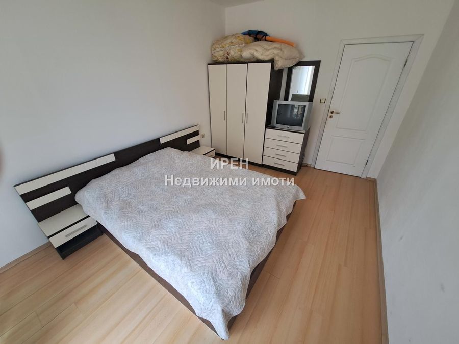 Снимка 331905211