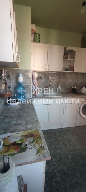 Снимка 332365681