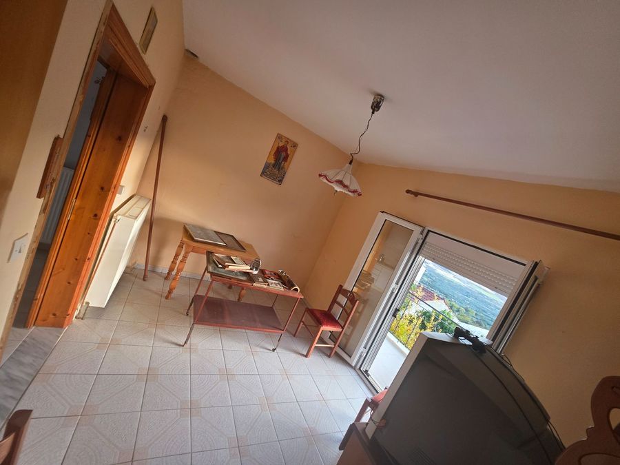 Снимка 332384992