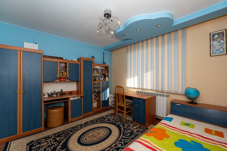 Снимка 334333183