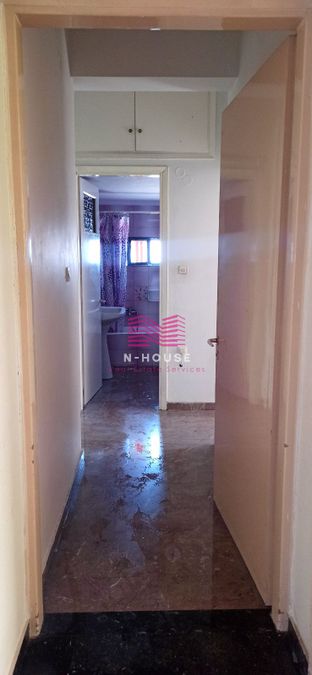 Photo 334371403