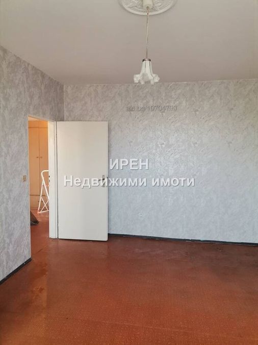 Снимка 335232136