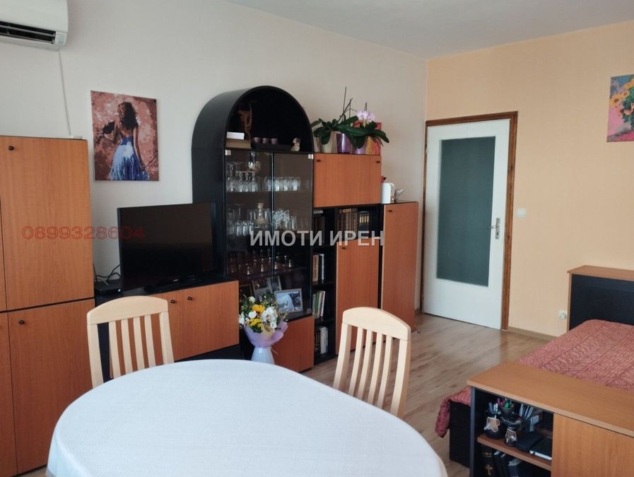 Снимка 335573596