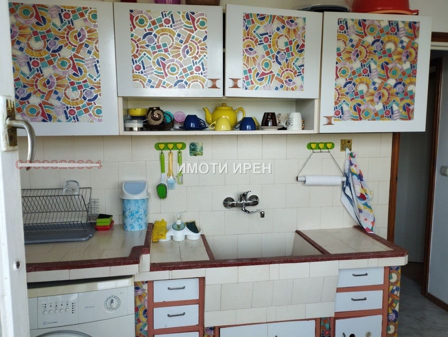 Снимка 335573614