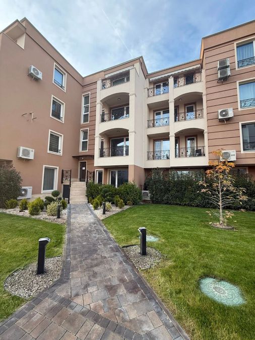 Снимка 335745178