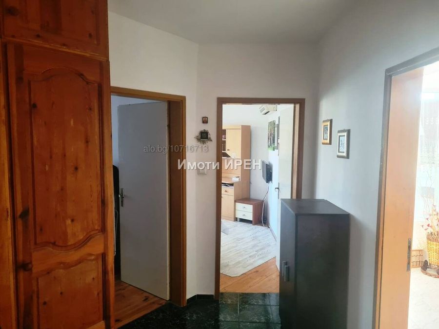 Снимка 335787778