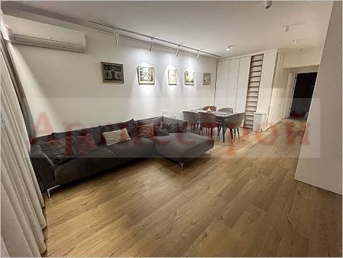 Снимка 335960809