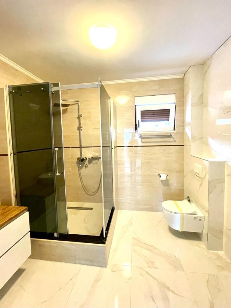 Exquisite 3-Bedroom Apartment in Dobra Voda, Bar, Montenegro 10