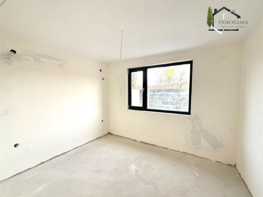 Снимка 336780580