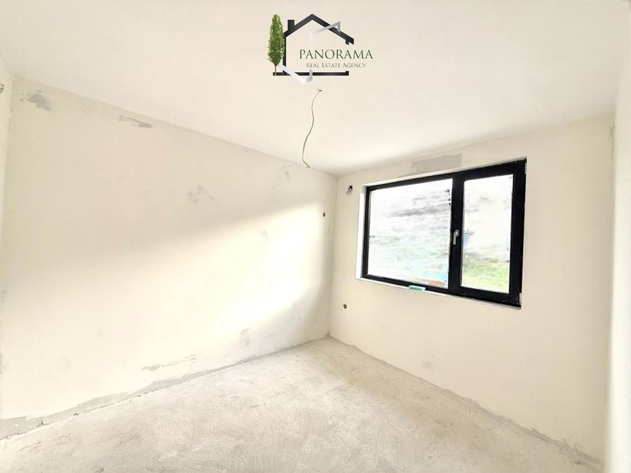 Снимка 336780583