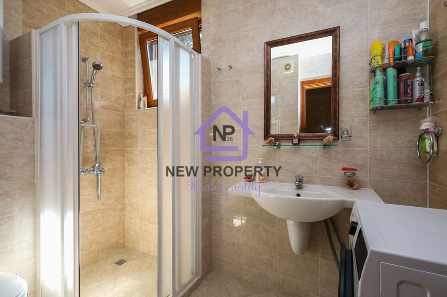 Снимка 337766752