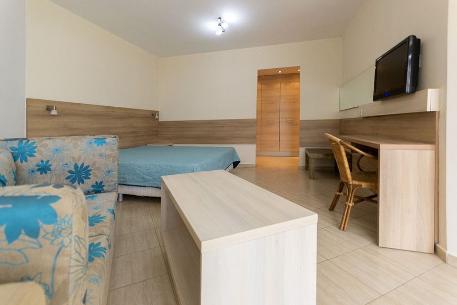 Снимка 337767295