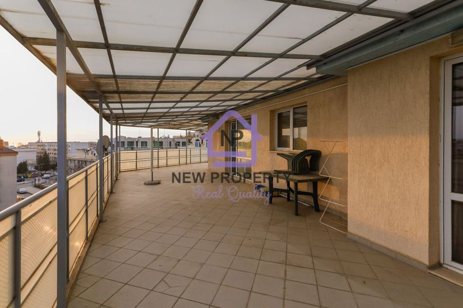 Снимка 337767592