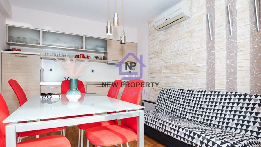 Снимка 337879318