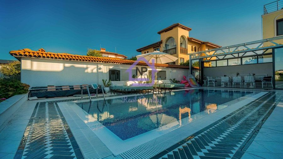 Снимка 338115145