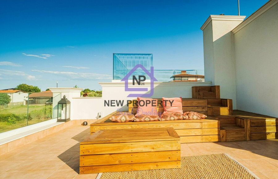 Снимка 338115181