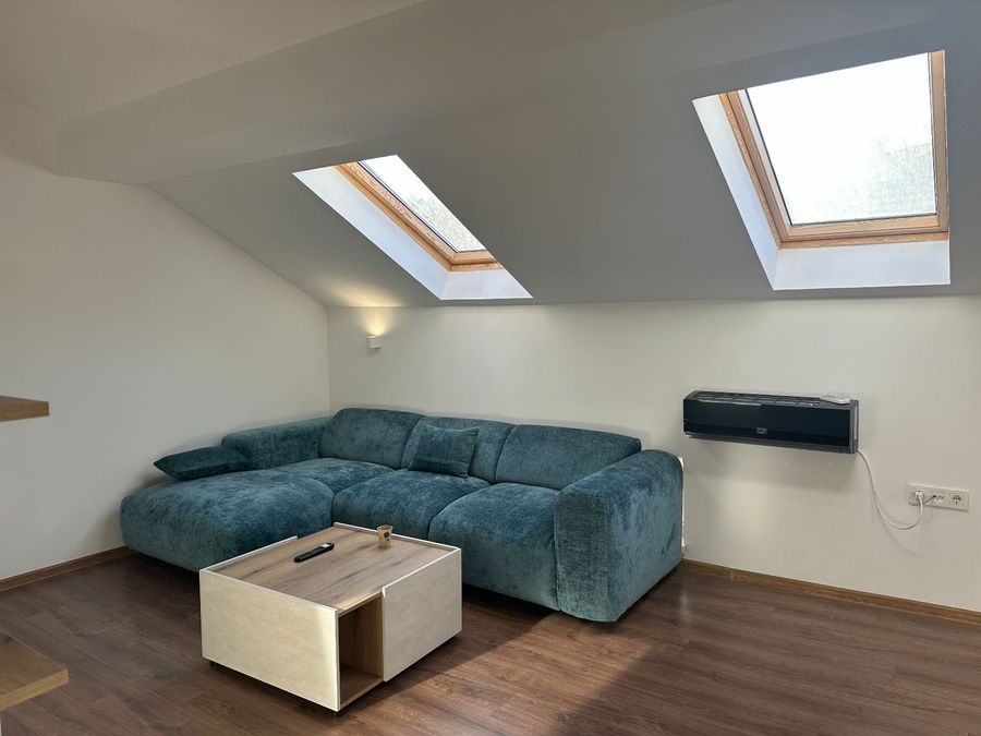 Снимка 338336158