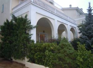 Μεζονέτα προς πώληση Καστρί (Νέα Ερυθραία) 280 τ.μ. 4 Υπνοδωμάτια