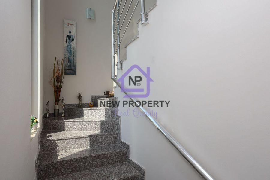 Снимка 338914039