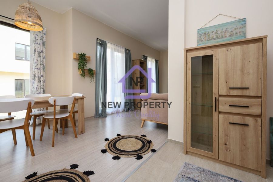 Снимка 340028296