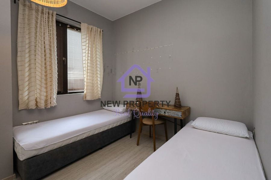 Снимка 340028344