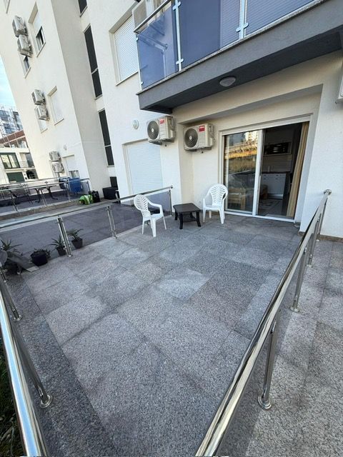 Exquisite 1-Bedroom Apartment in Susanj, Bar, Montenegro 4
