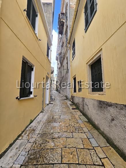 Fotografie 342941179