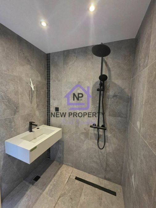 Снимка 343405339