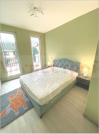 Снимка 344904640