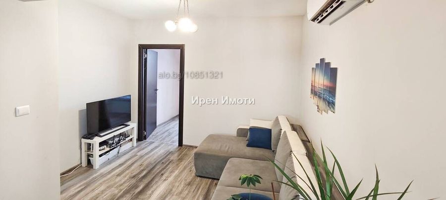 Снимка 345292096