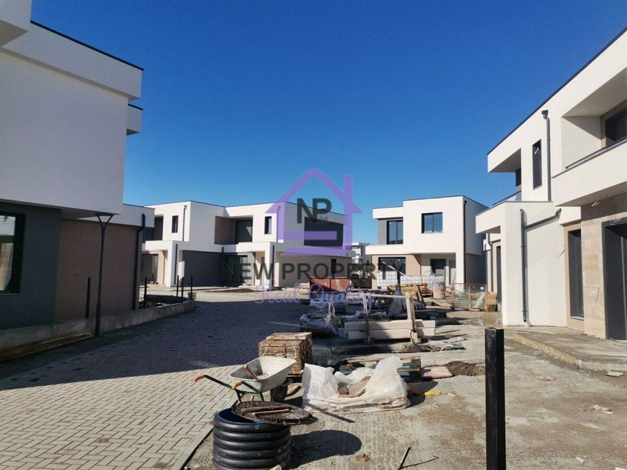 Снимка 345712777