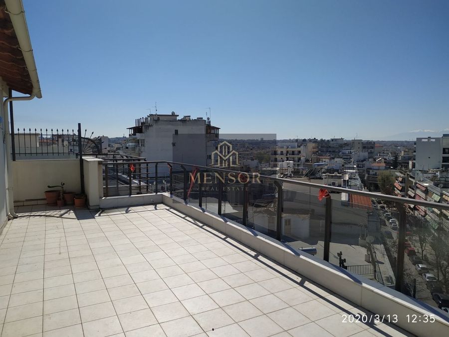 Photo 346671031
