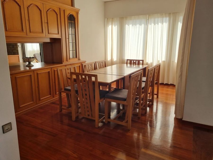 Photo 347438785