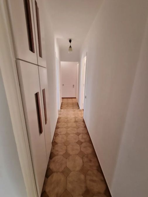 Photo 347438851