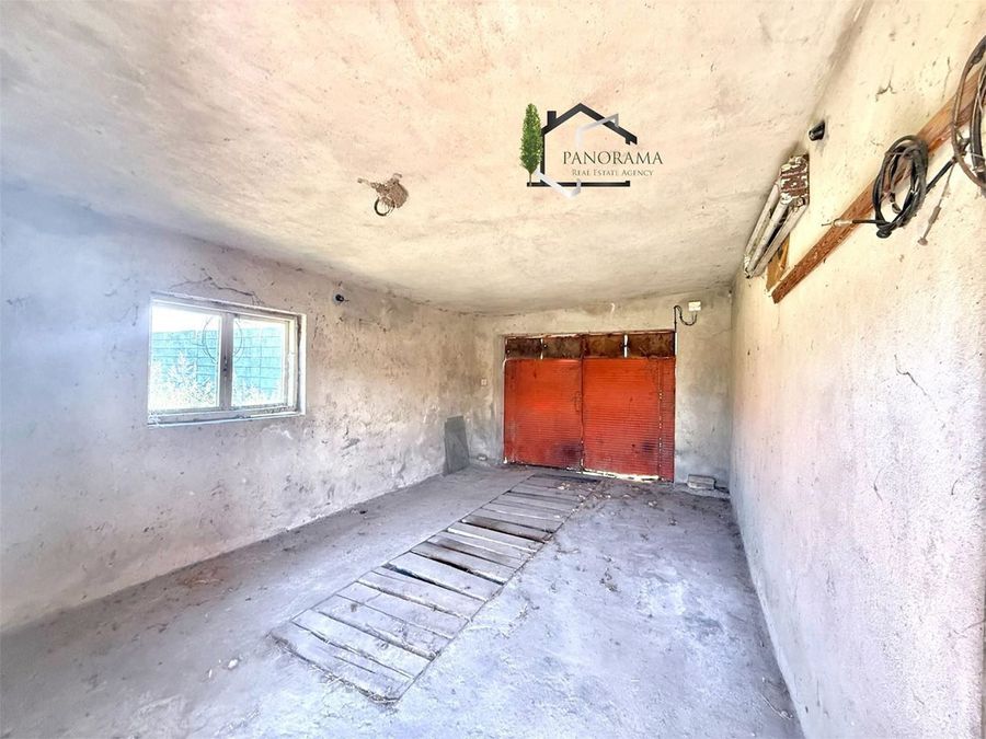 Снимка 348038512