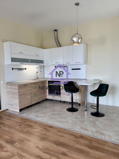 Снимка 348049915