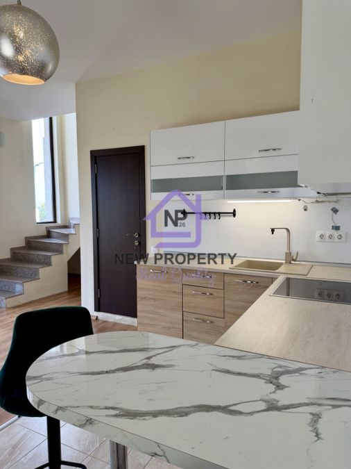 Снимка 348049936