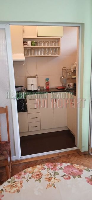 Снимка 348145822