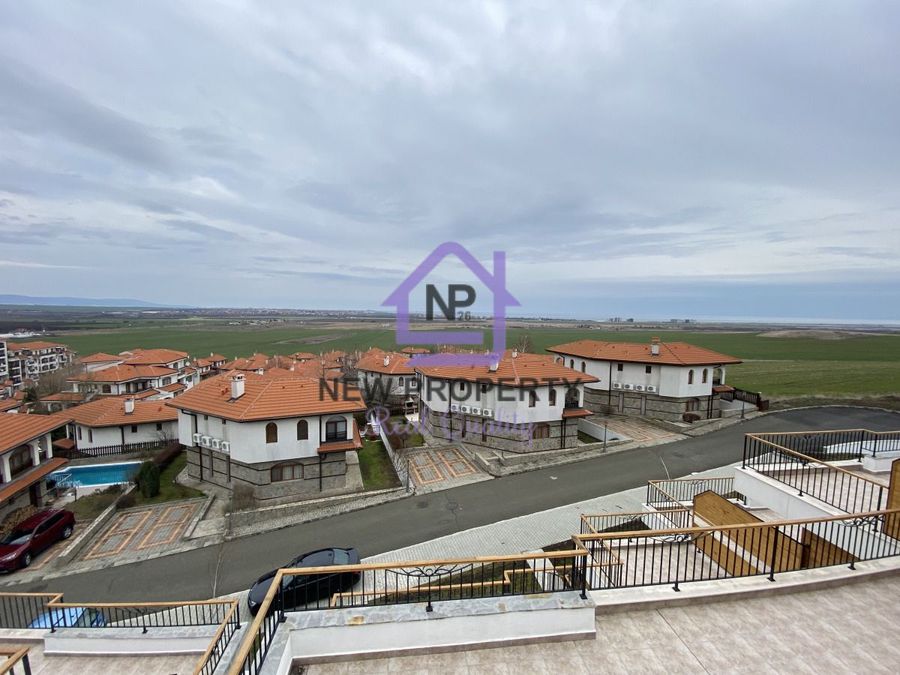 Снимка 348262246