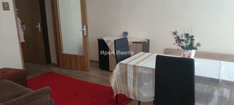 Снимка 348568930