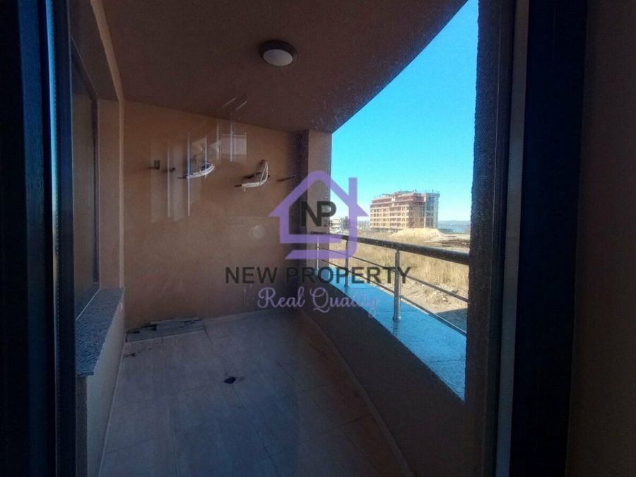 Снимка 348603031